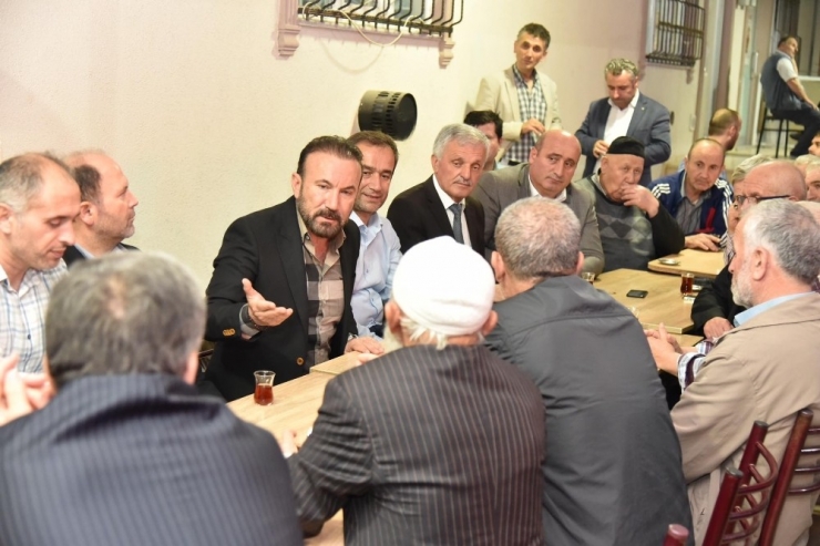 İzmit’te İki Mahalle İftarda Buluştu