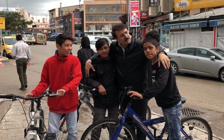 Aydemir: ‘Ak Önderin Ufkundan Ayrılmayız’