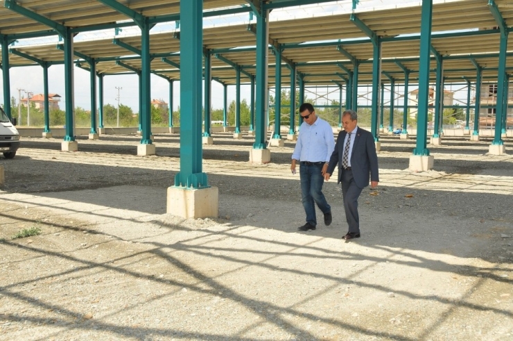 Akşehir Yarenler Mahallesi Kapalı Pazar İnşaatında Sona Yaklaşıldı