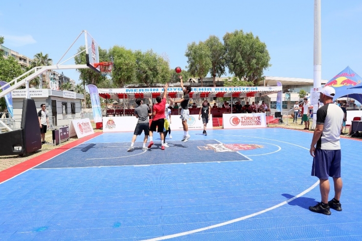 Mersin’de ’Sokak Basketbolu’ Heyecanı