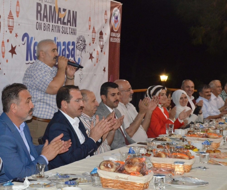 Ege’deki Erzurumlulardan Kırkpınar’a Tam Destek