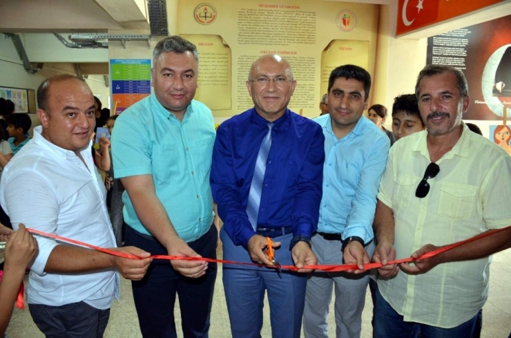 Özel Eğitim Sınıfında Sergi Heyecanı