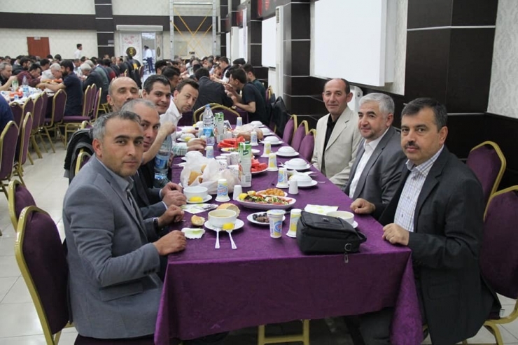 Şuhut Esnafı İftarda Bir Araya Geldi