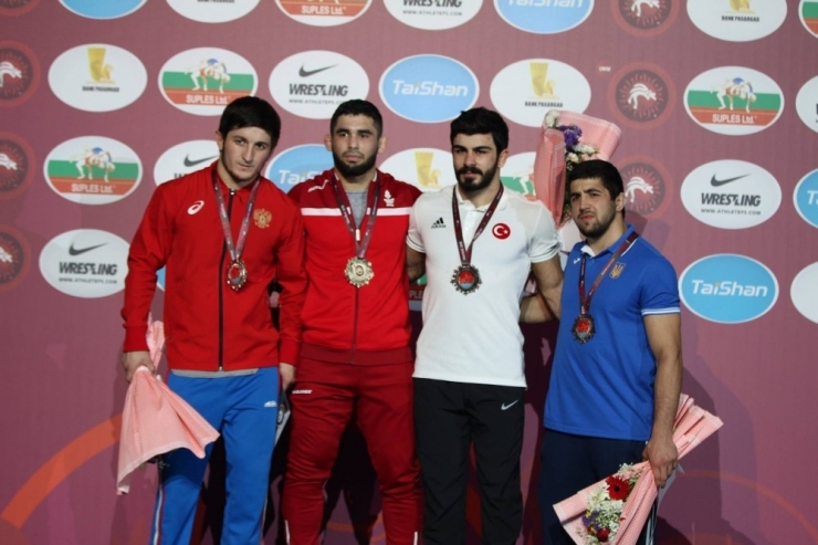 U23 Avrupa Güreş Şampiyonası’nda İkinci Gün Tamamlandı