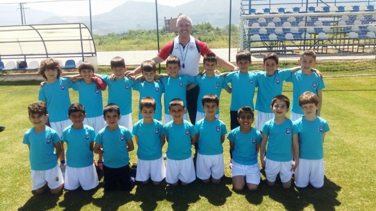 Geleceğin Futbolcuları Muradiye Altyapı Tesislerinde Yetişecek