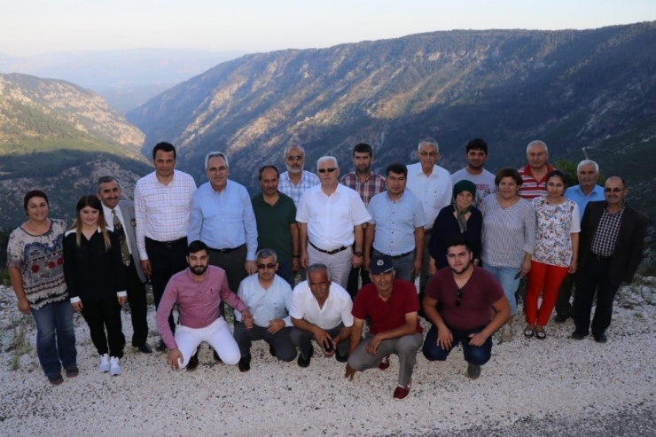 Milletvekili Aydın, Vatandaşlarla Kaş’ta Buluştu