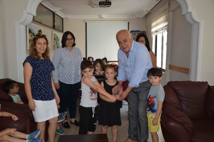 Başkan Karaçelik, Minik Öğrenciler İle Bir Araya Geldi