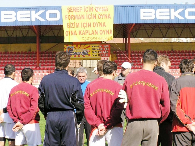 Kayıhan Bir Dönem Malatyaspor’u Da Çalıştırdı