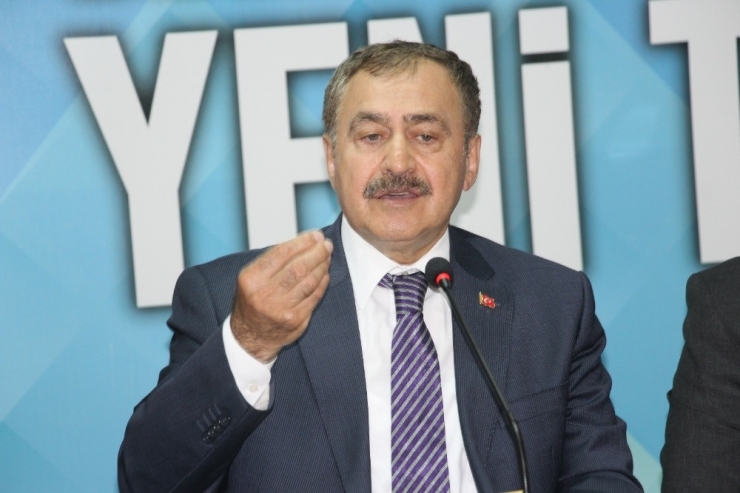 Bakan Eroğlu: “Good Morning Sayın İnce”