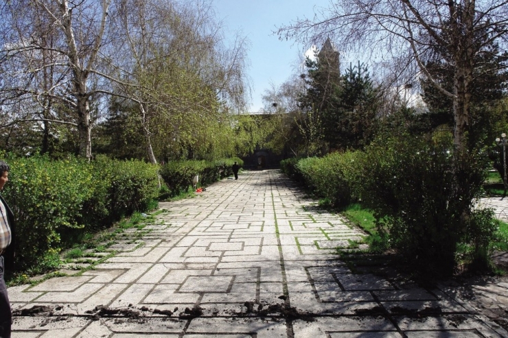Yakutiye Kent Meydanı Yada "Kuş Cenneti"