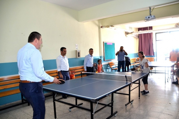 Öğrenciler Doyasıya Masa Tenisi Oynadı