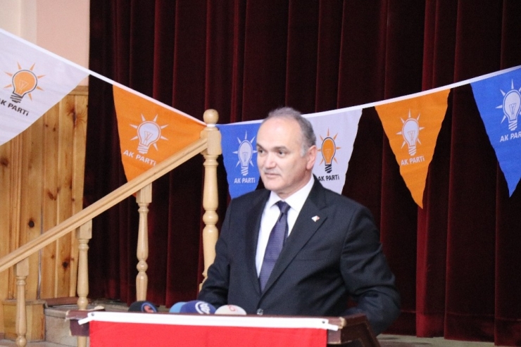 Bakan Özlü, Mudurnu’da Vatandaşlarla Bir Araya Geldi