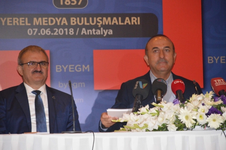 Bakan Çavuşoğlu: "Chp Kardeşlerimizi Satmaya Alışık"