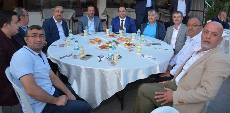 Dilovası’nda Gönül Sofrası Demirciler’de Kuruldu