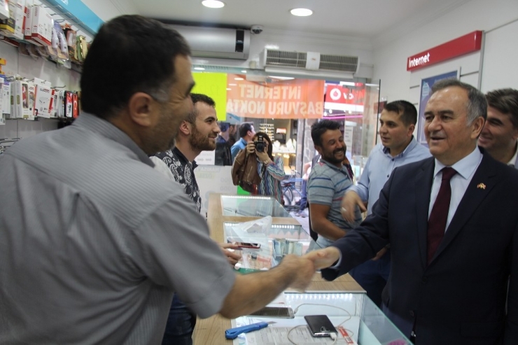 Mhp’li Akçay Kula’da İftara Katıldı