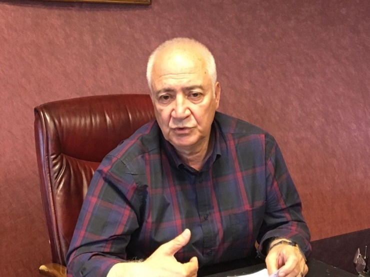 Hacısalihoğlu: “Uzatılan Eli Belki Sıkarız Ama 2011 Davamızdan Asla Vazgeçmeyiz”