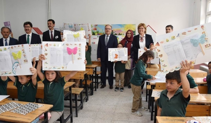 Afyonkarahisar’da 133 Bin 654 Öğrenci Karne Aldı