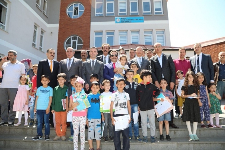 Bingöl’de 60 Bin Öğrenci Karne Heyecanı Yaşadı