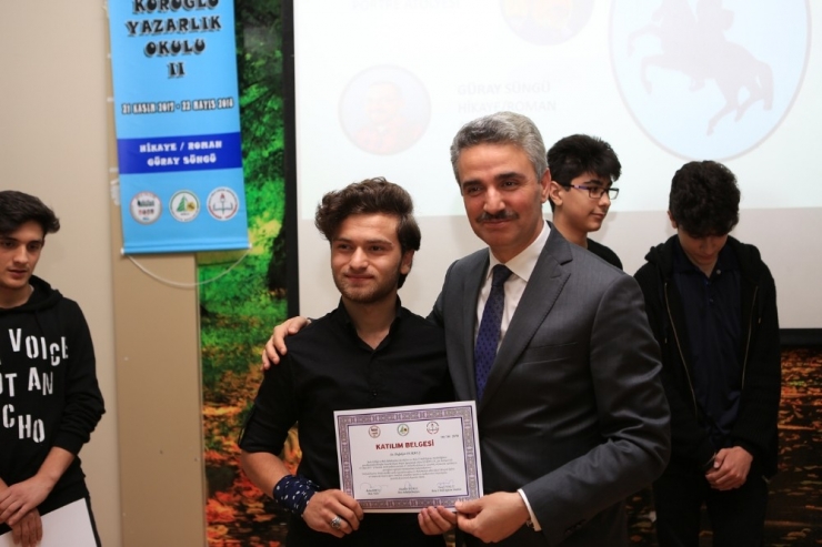 Köroğlu Yazarlık Okulu Kapanış Töreni Yapıldı