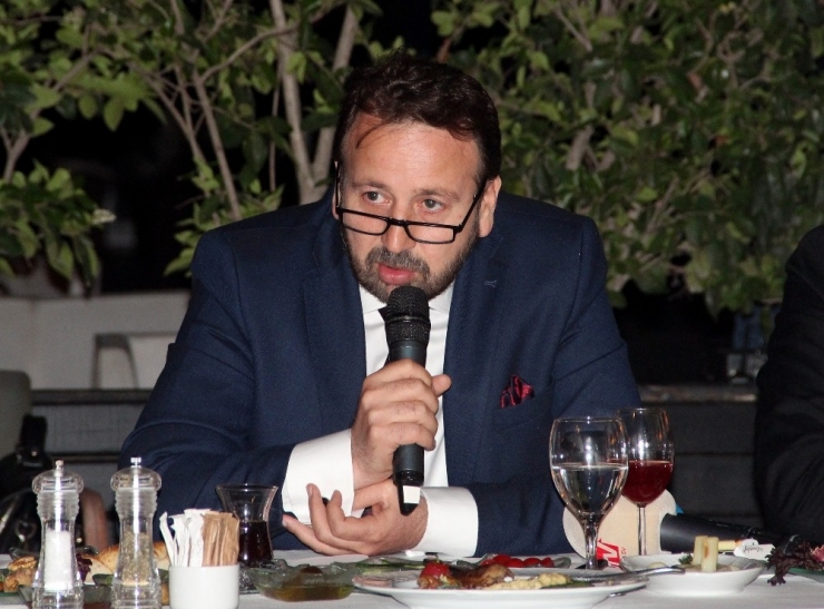 Yılmaz İnşaat’tan Basına İftar