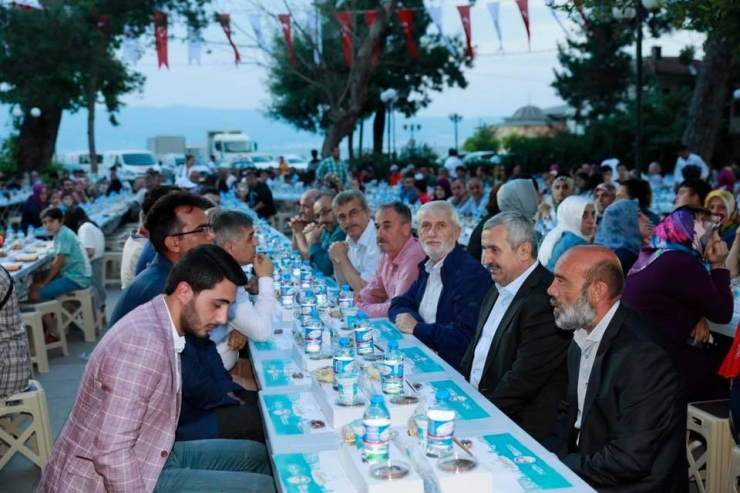 Başkan Baran, Orucunu Herekelilerle Birlikte Açtı