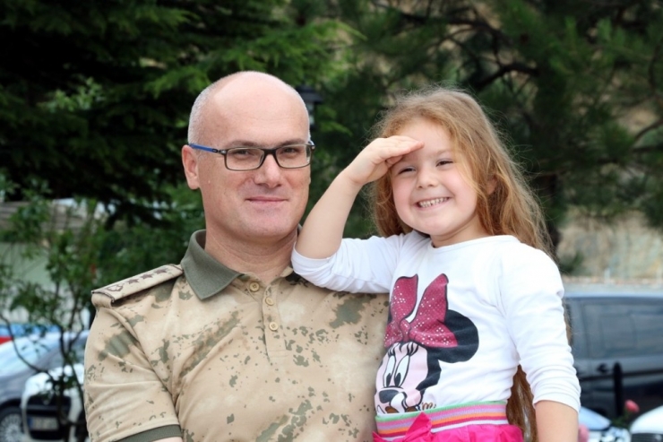 Geleceğin Sanatçıları Ödüllerini Aldı