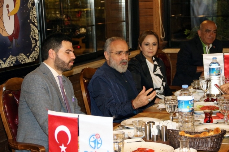 Cumhurbaşkanı Başdanışmanı Topçu Ankaralı Sanayicilerle Sahurda Bir Araya Geldi