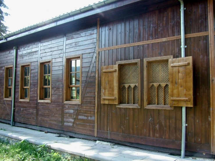 Akçakoca’nın Tarihi Camileri Göz Kamaştırıyor