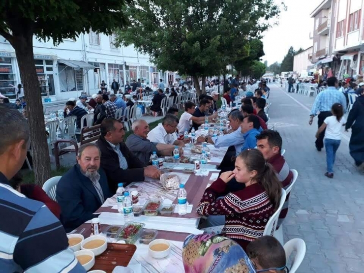 Çavdarhisarlılar İftarda Buluştu