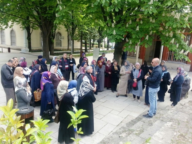 İzmit’ten Bursa’ya Her Gün Gezi Düzenleniyor