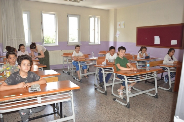 İmam Hatip Okullarına İlgi Giderek Artıyor