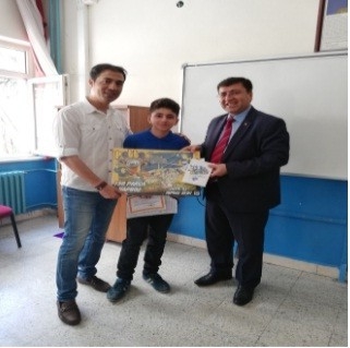 Öğrencilere Karne Hediyesi Ptt’den