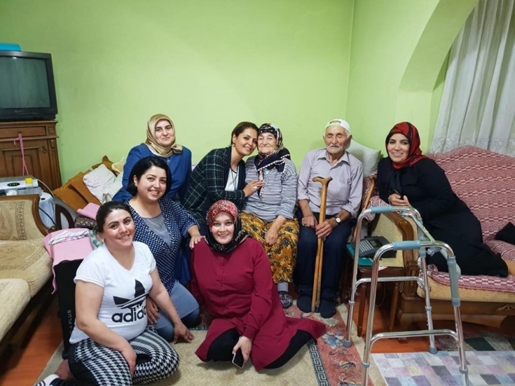 Giresun’da Ak Kadınların Seçim Çalışması