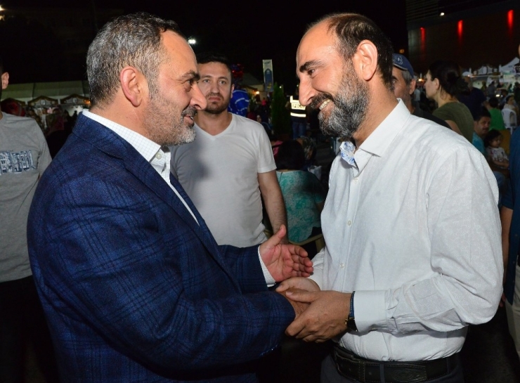 Yıldırım’da Şiir Dolu Gece