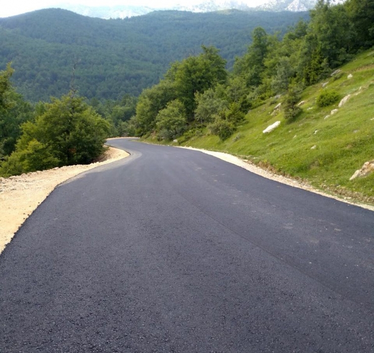 Taraklı’da İki Mahalle Yenilendi