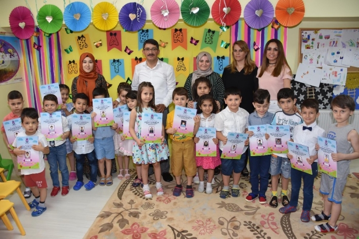 Şehzadeler’in Minikleri Karne Heyecanı Yaşadı