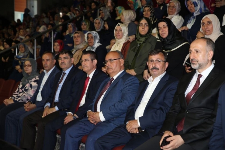 Bakan Canikli: “Kılıçdaroğlu’nun Yediği Tokat 12’yi Geçti”