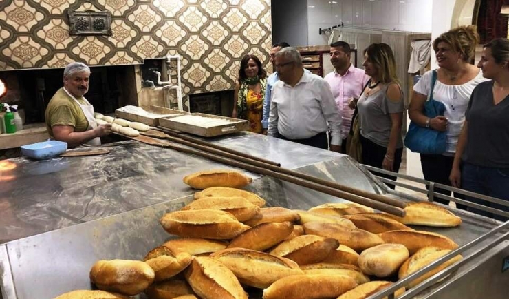 Milletvekili Adayı Alkaya, Ocak Başına Geçti