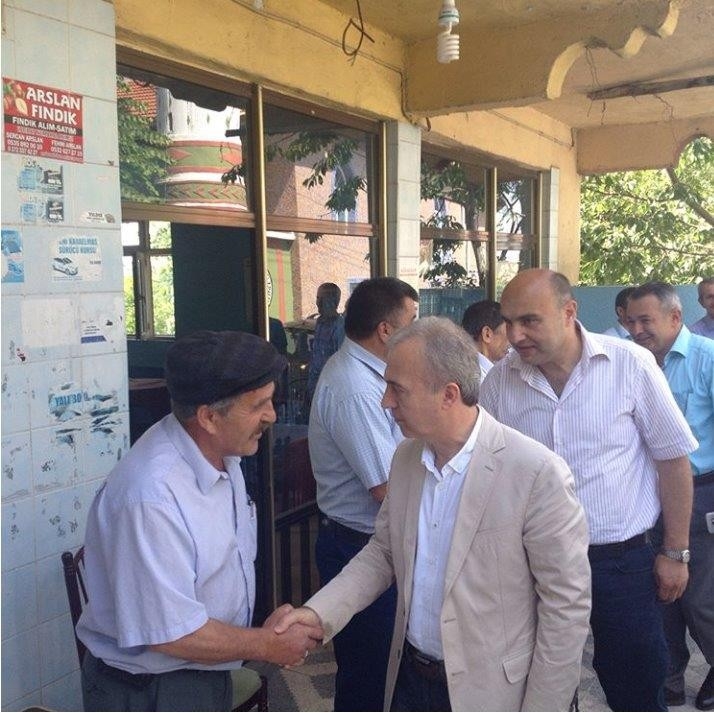 Hamdi Uçar Tempoyu Artırdı, “İçinizden Biriyim”