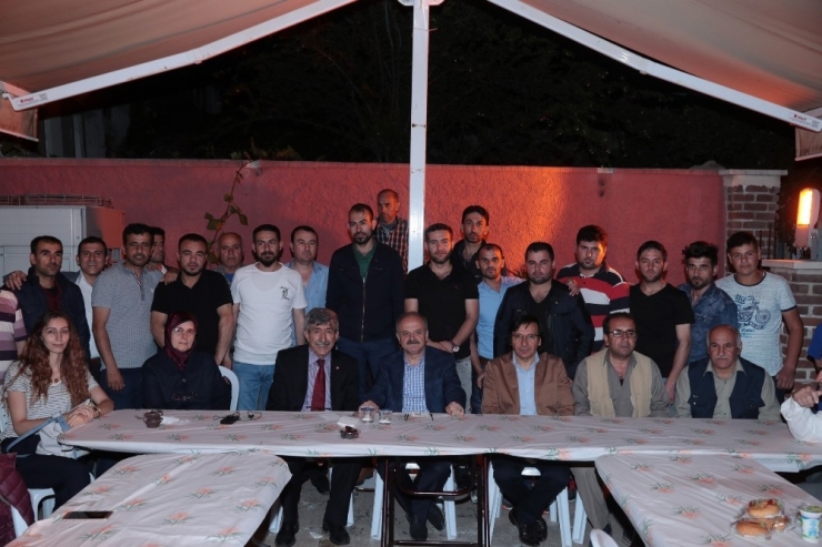 Vali Çakacak, Türk Ocağı’nın İftar Programına Katıldı