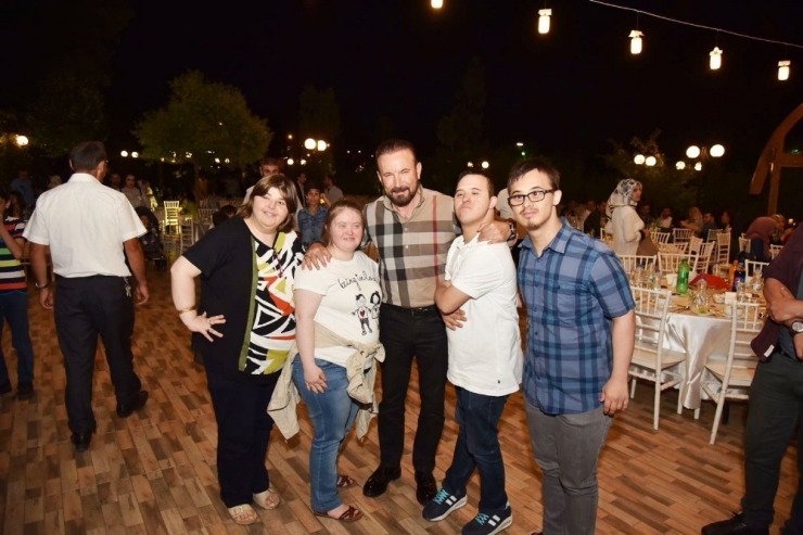 İzmit Belediyesi Çalışanları İftarda Buluştu