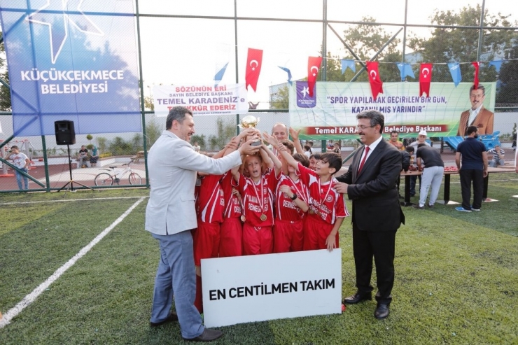 Fetih Kupası’nın Şampiyonu Halkalı Taştepespor