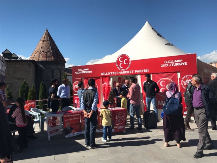 Mhp Standına Büyük İlgi