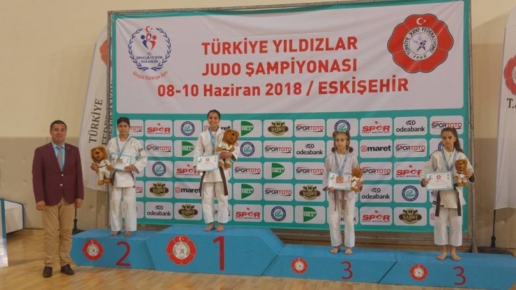 Judoda Türkiye Şampiyonları Yunusemre’den