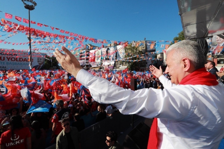 Binali Yıldırım: “İnce, Yalan Fabrikası Kurmuş”