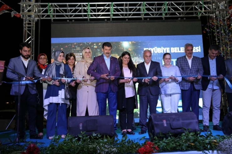 Eyyübiye Belediyesi Kitap Otağını Hizmete Açtı