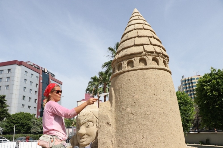 Forum Mersin’de ’2. Kum Festivali’