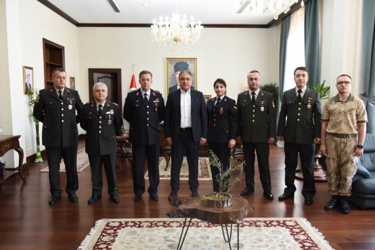 Jandarma’dan Vali Tekinarslan’a Ziyaret