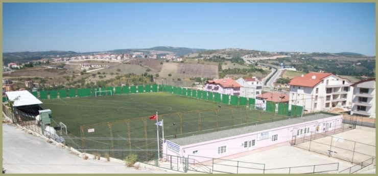 Kocaeli’de Futbol Sahaları Yenileniyor