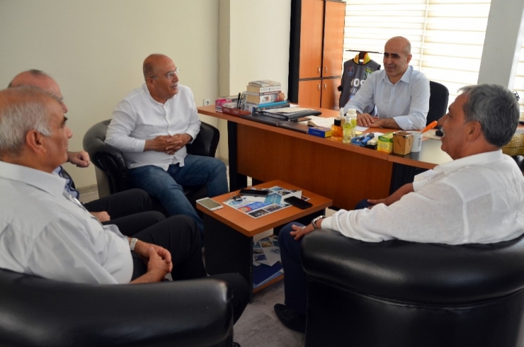 “Ülkenin Bekası İçin Erdoğan” Dediler